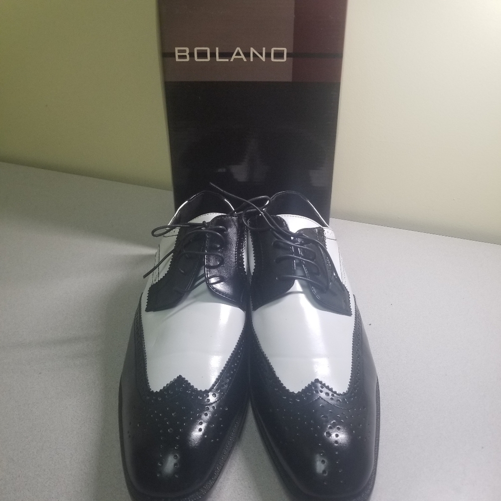 LIKE NEW Bolano Oxfords - Picture 4 of 10